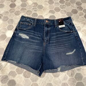 Juniors high rise midi shorts NWT